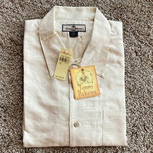 NWT Tommy Bahama Beige Short Sleeve Silk Button Down Shirt